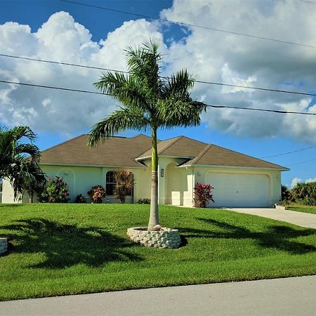 Villa Luhna 3 Bed / 2 Bath Canalfront Heated Pool Cape Coral Extérieur photo